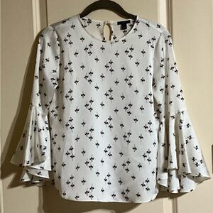 Ladies Ann Taylor Top